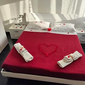 Etna's Tourist Bed and breakfast CTA