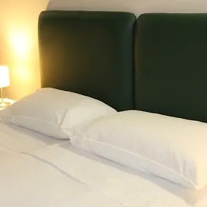 Urban Pop Bed and breakfast CTA